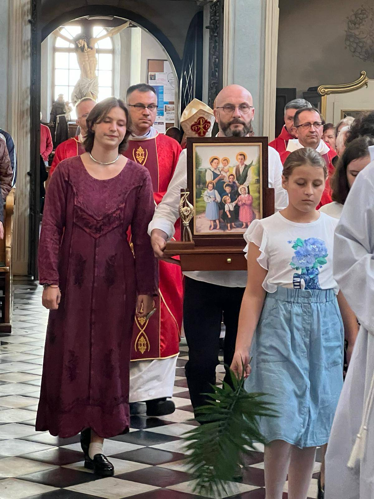 “Zaproś rodzinę Ulmów do swojej rodziny”