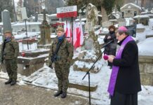 PRZEMYŚL: Bp Chudzio modlił się za uczestników Powstania Styczniowego
