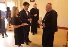 RZEPEDŹ: Abp Szal odwiedził uczestników rekolekcji oazowych