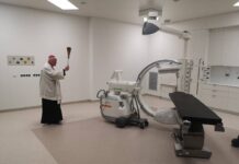 SANOK: Abp Szal pobłogosławił nowy budynek Podkarpackiego Centrum Interwencji Sercowo-Naczyniowych