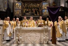 BP CHUDZIO W WIELKI CZWARTEK: Chrystus jest cały i żywy pod postaciami eucharystycznymi