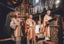 LEŻAJSK: Bp Dec przewodniczył odpustowej Eucharystii w intencji nowych powołań
