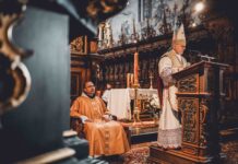 LEŻAJSK: Bp Jamrozek przewodniczył odpustowi ku czci NMP Leżajskiej