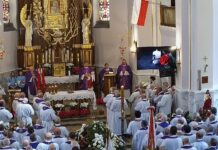ŚWIĘTONIOWA: Pogrzeb śp. ks. Leszka Doparta