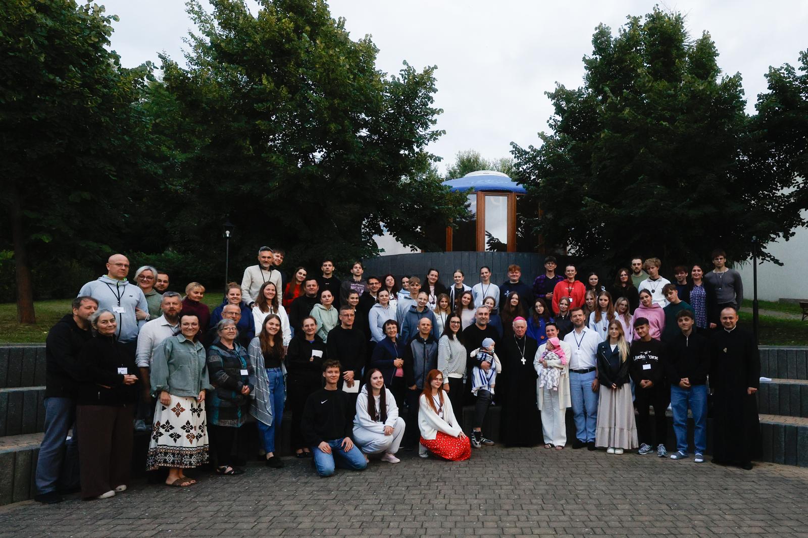 Abp Adam Szal: Odwiedziny wspólnot Oazowych