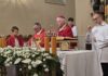 MARKOWA: Abp Szal pobłogosławił odnowiony Dom Ludowy im. Wincentego Witosa