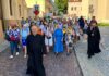 KALWARIA PACŁAWSKA: Pielgrzymi licznie zmierzają na Wielki Odpust Kalwaryjski