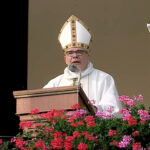 Abp Filipazzi w Kalwarii Pacławskiej: W Chrystusie żaden krzyż nie jest ostatnim słowem